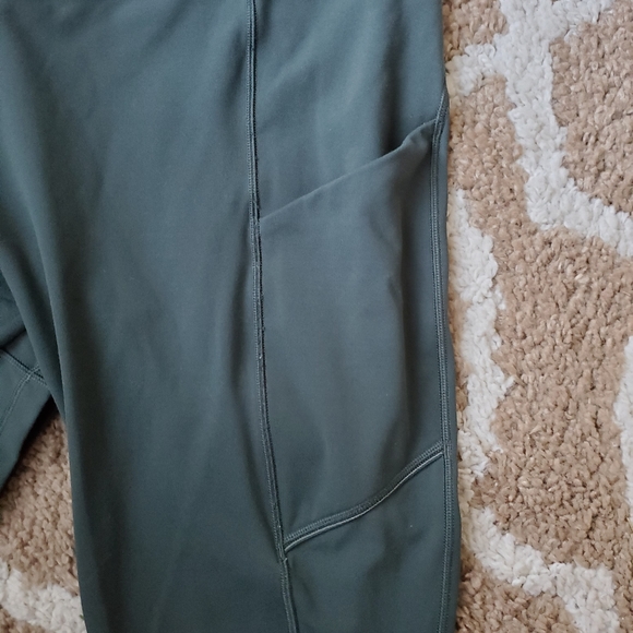 Lululemon Speed Up 28" - Picture 4 of 6